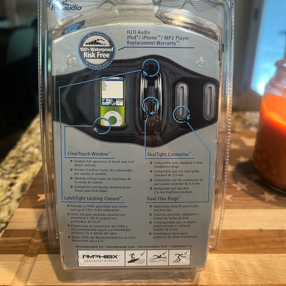 H2O Audio Surge Waterproof Armband and Wired Waterproof Headphones - Picture 5 of 5